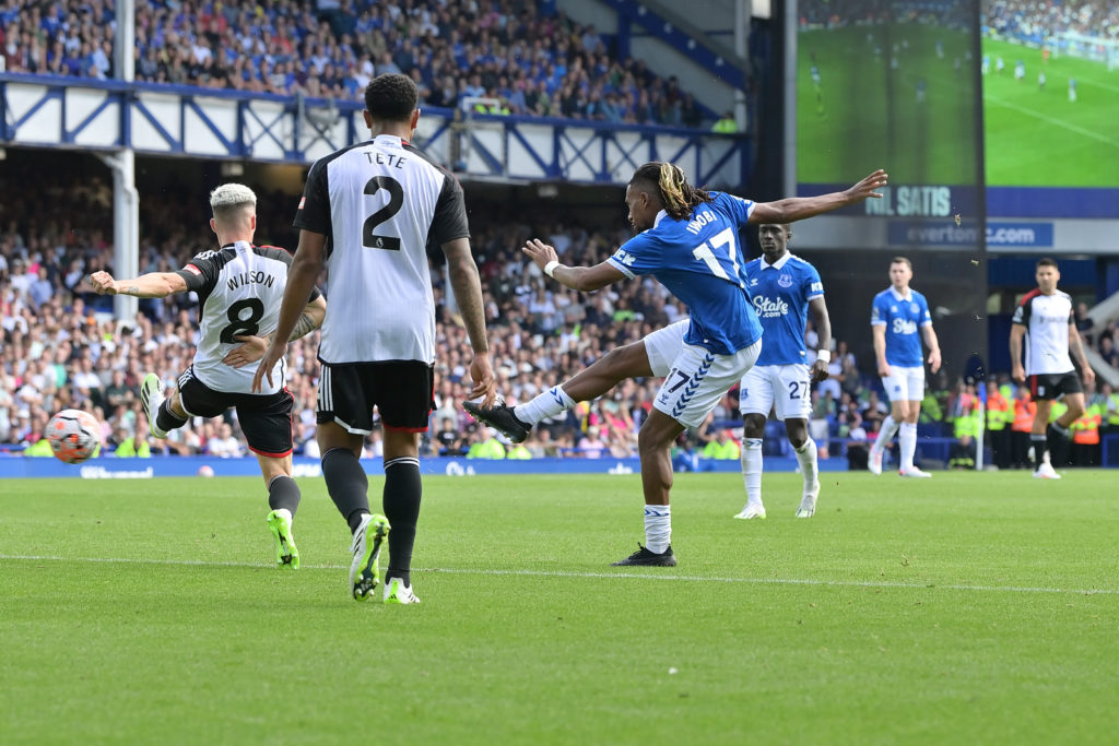 Everton FC v Fulham FC - Premier League