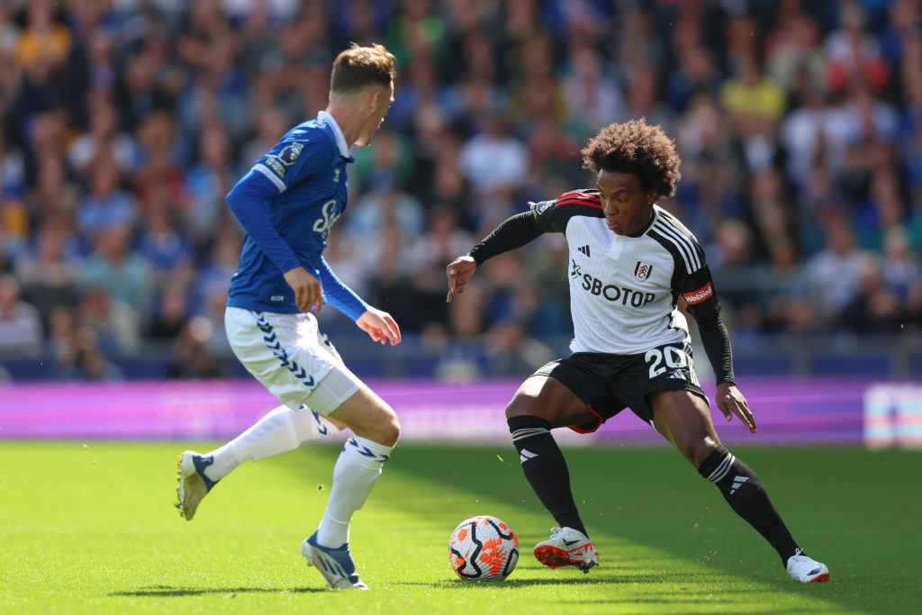 Everton FC v Fulham FC - Premier League
